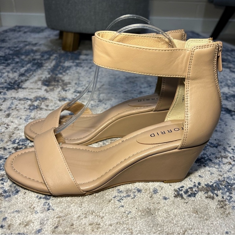 Torrid Nude Ankle Strap Peep Toe Wedges Size 7.5
